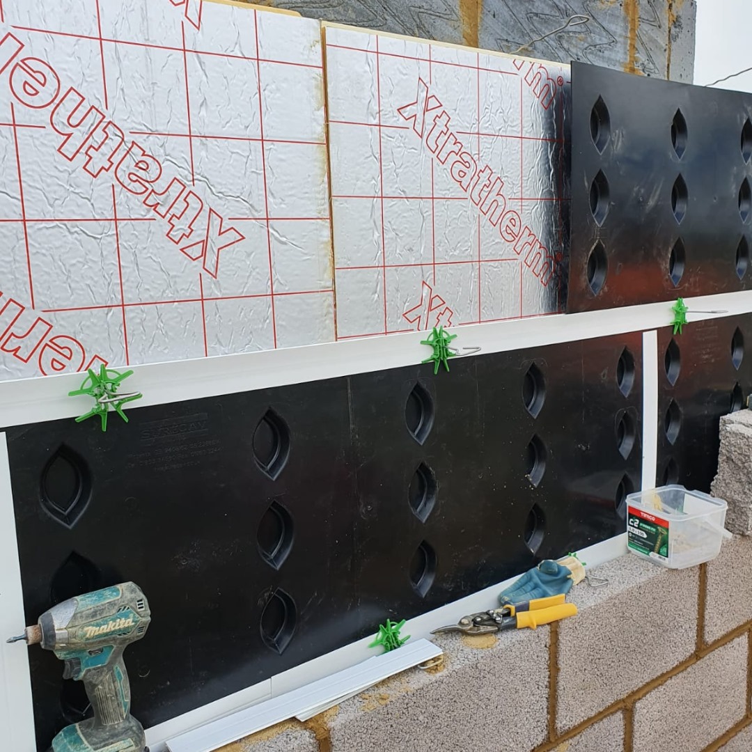 Render block Masonry construction, against the SureCav BBA approved, cavity spacer, rainscreen system used with a partial fill insulation cavity.